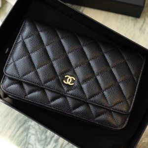Chanel NWOT Wallet on Chain Quilted Caviar black and gold